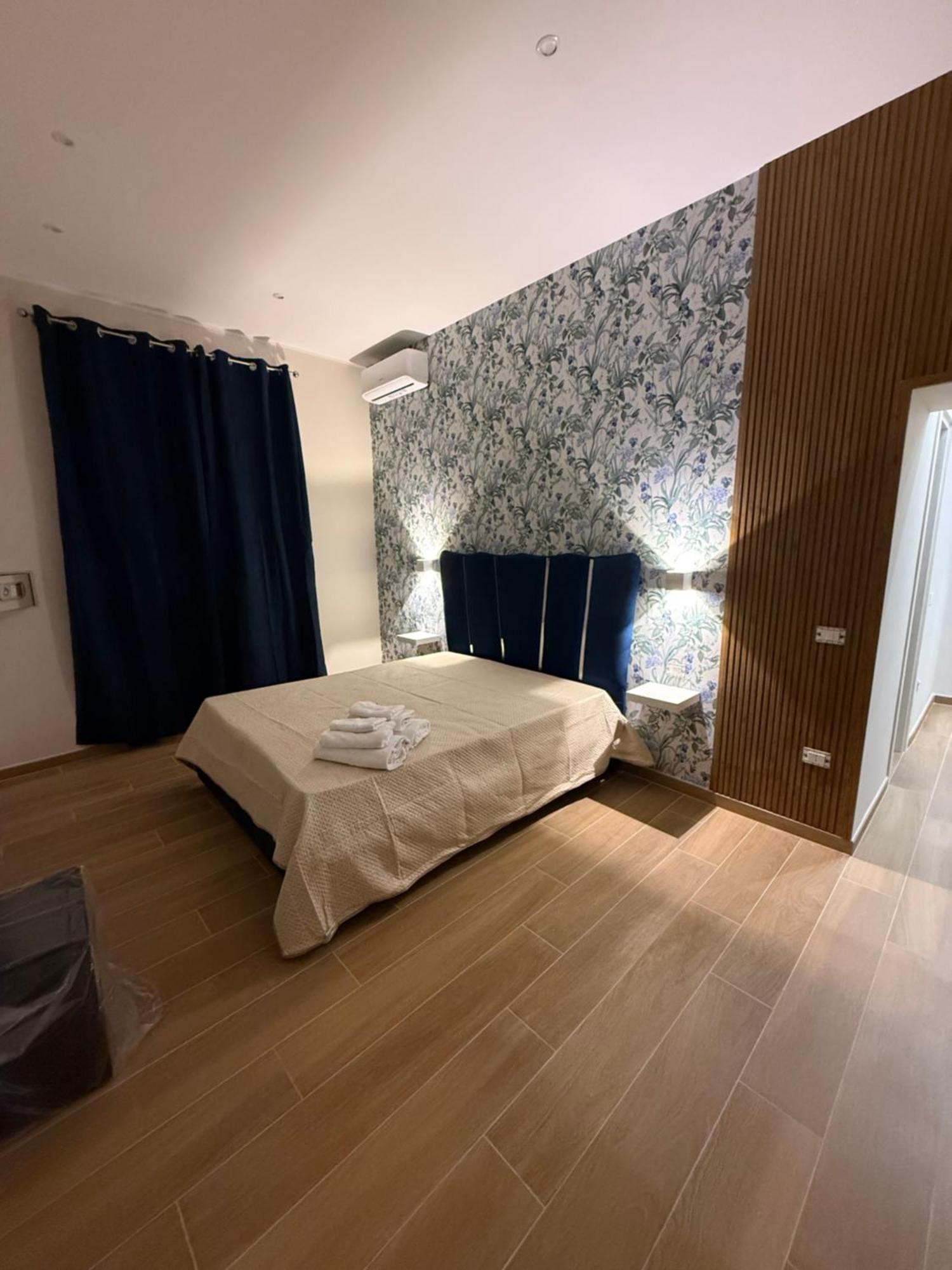 Il Regno Di Napoli Hotel ภายนอก รูปภาพ