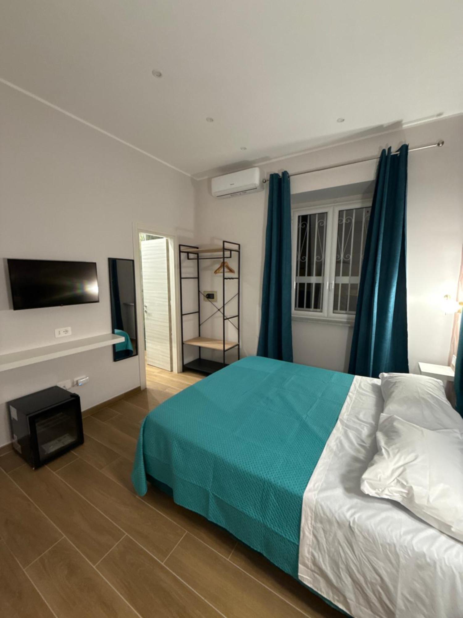 Il Regno Di Napoli Hotel ภายนอก รูปภาพ