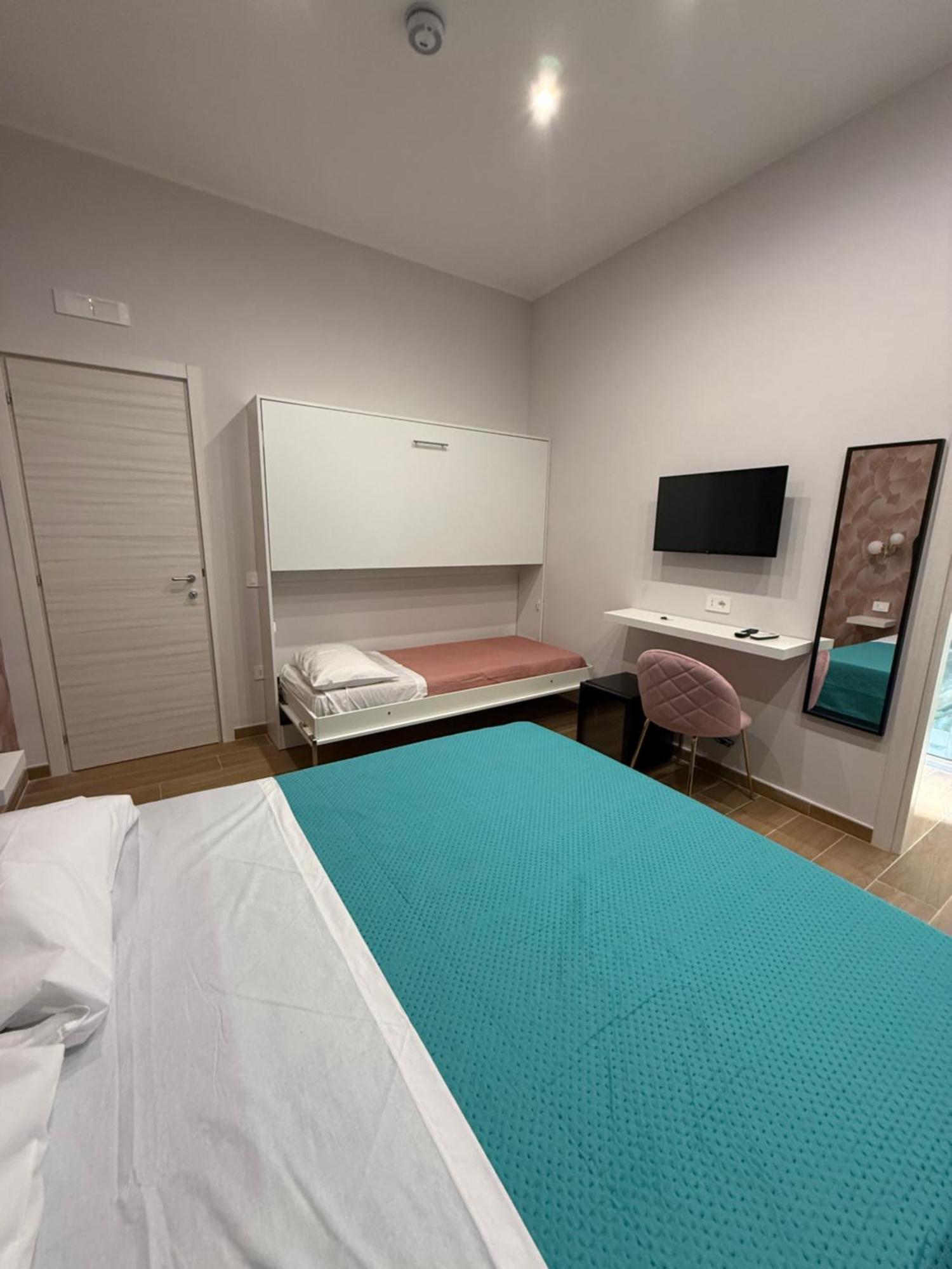 Il Regno Di Napoli Hotel ภายนอก รูปภาพ