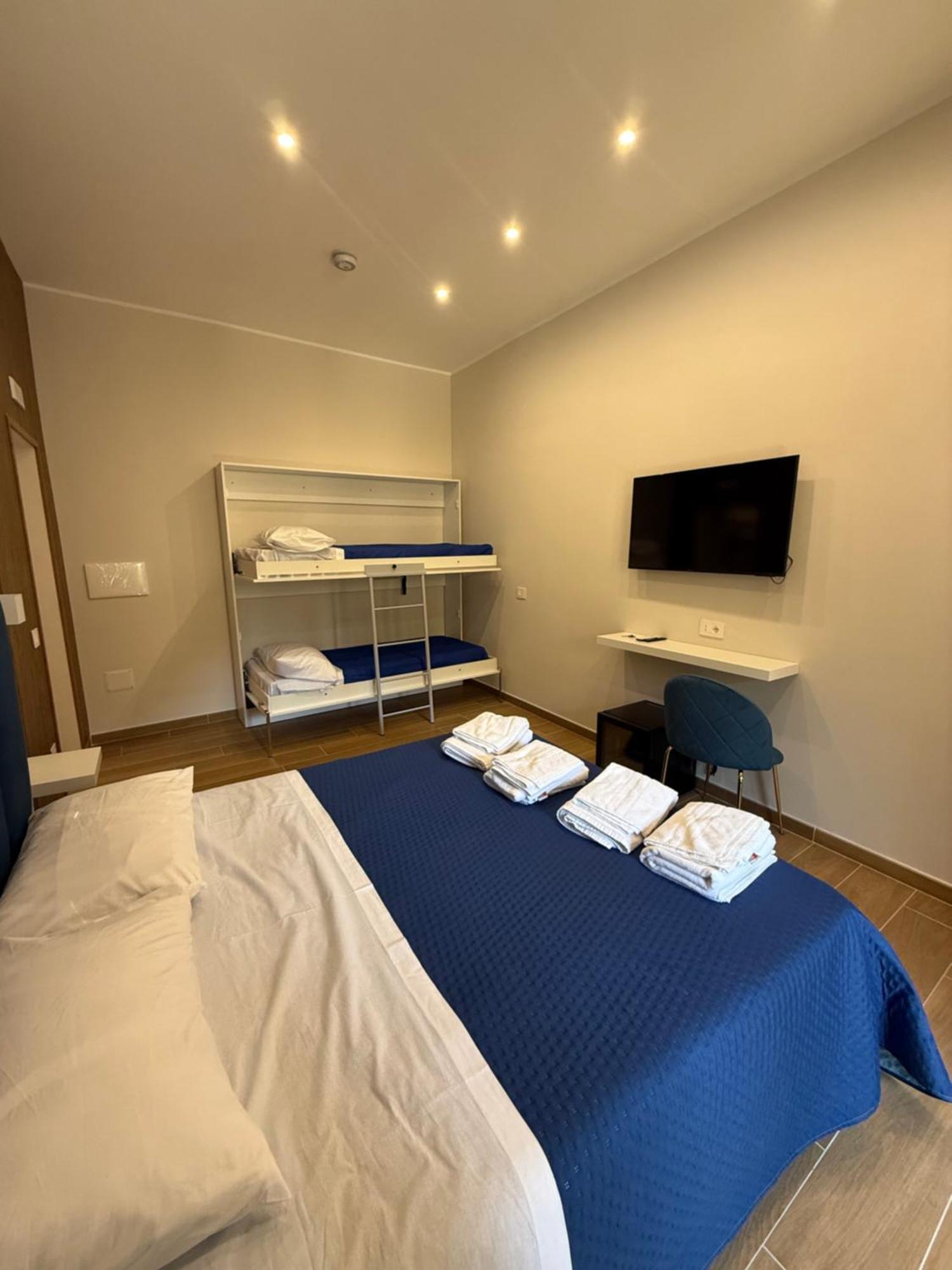 Il Regno Di Napoli Hotel ภายนอก รูปภาพ