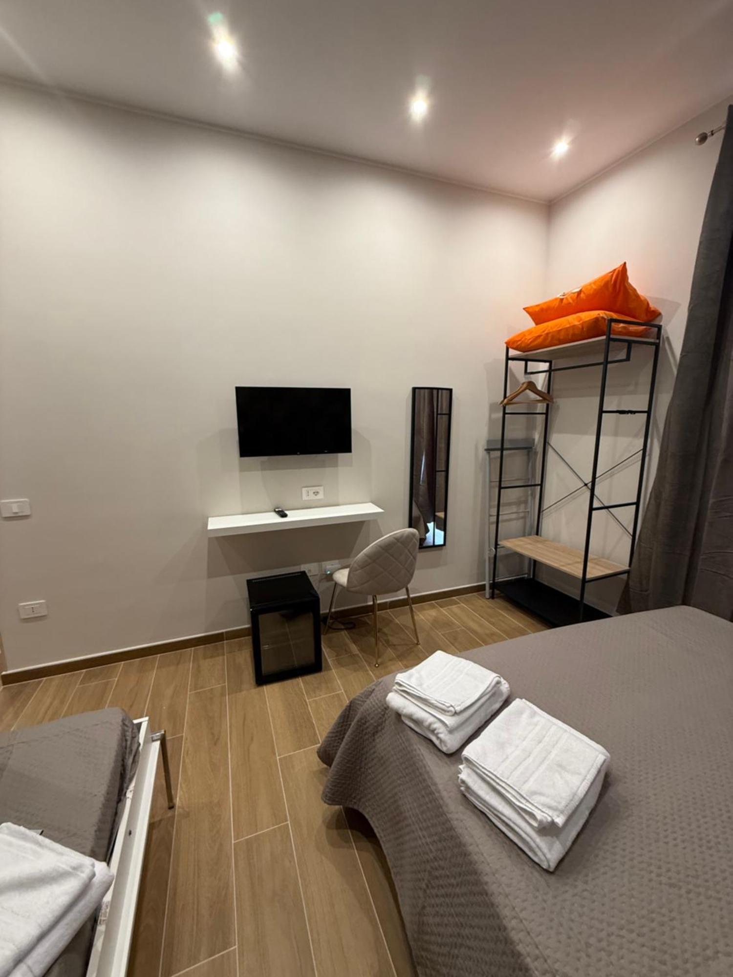Il Regno Di Napoli Hotel ภายนอก รูปภาพ