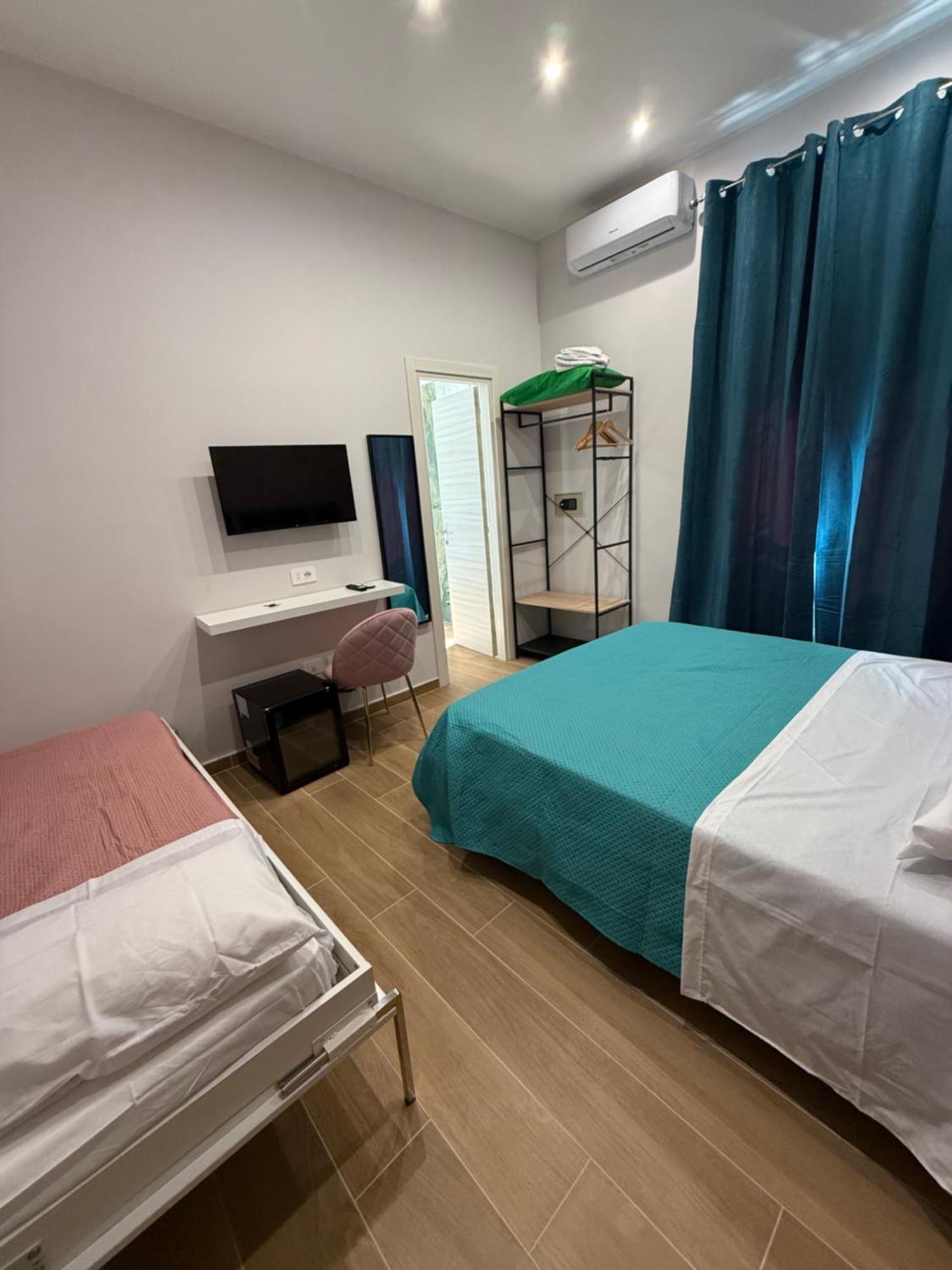 Il Regno Di Napoli Hotel ภายนอก รูปภาพ