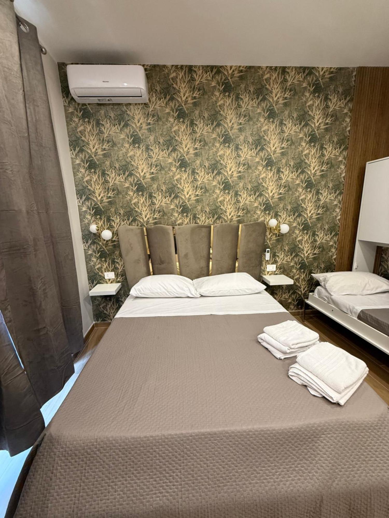 Il Regno Di Napoli Hotel ภายนอก รูปภาพ